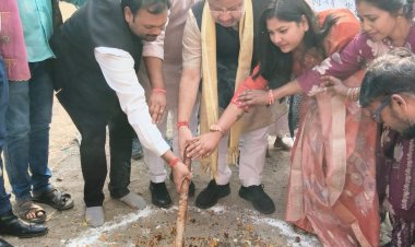  विकास कार्य समय पर गुणवत्तापूर्ण तरीके से हो एवं लंबे समय तक आमजनो को इसका समुचित लाभ मिले, यह विशेष ध्यान रखें -रायपुर दक्षिण विधायक सुनील के निर्देश 