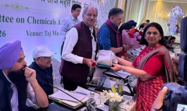 उर्वरक क्षेत्र के सशक्तिकरण पर मुंबई में हुई अहम चर्चा, सांसद बृजमोहन ने छत्तीसगढ़ में  औद्योगिक निवेश का दिया व कृषि लाभ की नई संभावनाएँ के खोले द्वार