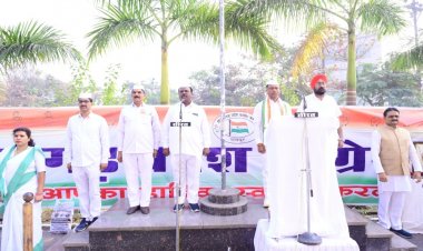 हमारे पूर्वजों ने हमें जो संविधान दिया, वह महज एक किताब नहीं, बल्कि न्याय, स्वतंत्रता और समानता की गारंटी है।