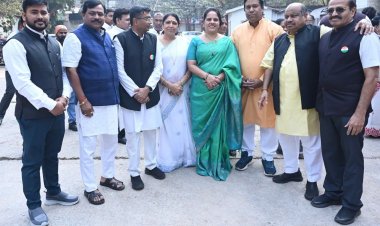 गणतंत्र दिवस पर राष्ट्रभक्ति का साक्षी बना एकात्म परिसर, ध्वजारोहण में पुरंदर मिश्रा की सहभागिता