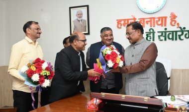 पर्यटन एवं संस्कृति मंत्री  राजेश अग्रवाल ने मुख्यमंत्री  विष्णुदेव साय को किया आमंत्रित