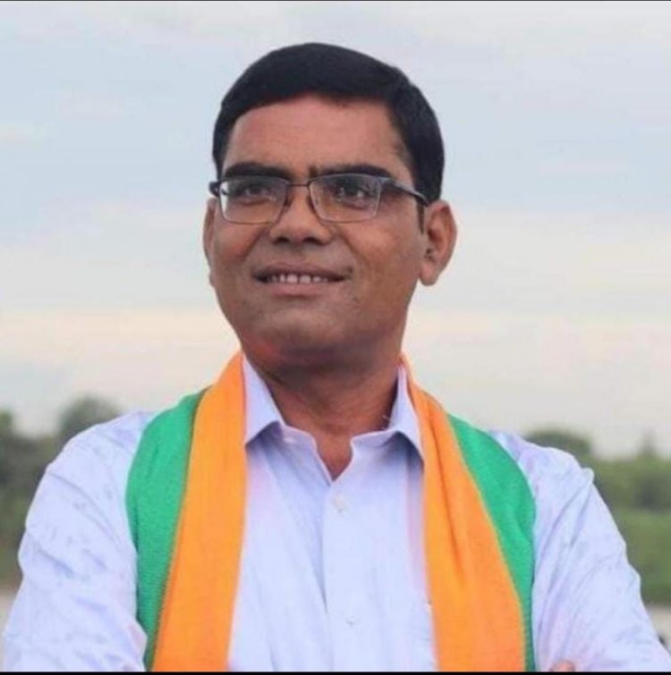 धान उपार्जन केंद्रों की अव्यवस्थाओं को लेकर भाजपा सहकारिता प्रकोष्ठ प्रदेश संयोजक प्रवीण दुबे ने उठाई किसानों की आवाज