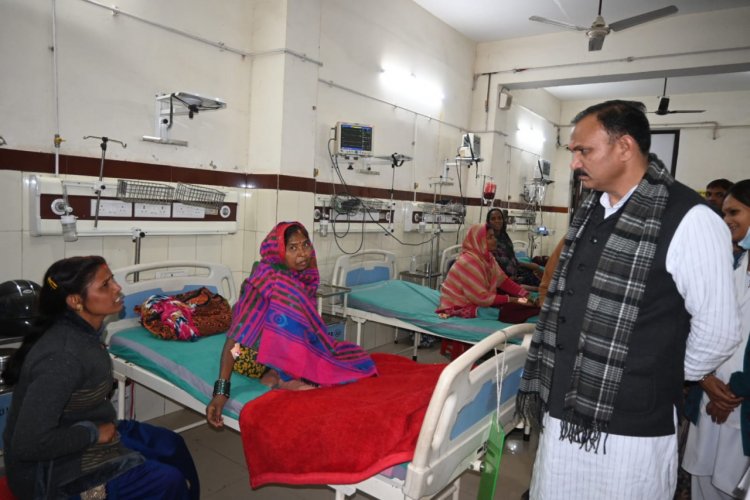 स्वास्थ्य मंत्री ने ज़िला अस्पताल बलौदा बाजार का किया निरीक्षण, इंटिग्रेटेड पब्लिक हेल्थ लैब को क्वॉलिटी सर्टिफिकेट मिलने पर दी बधाई