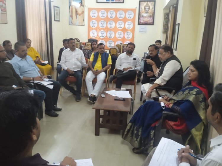 विकास कार्याें को समय सीमा में पूर्ण करें - विधायक सुनील सोनी