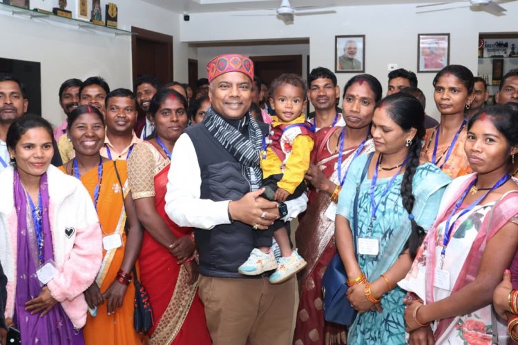 वनमंत्री  केदार कश्यप से बीजापुर के पंच-सरपंचों ने की सौजन्य भेंट