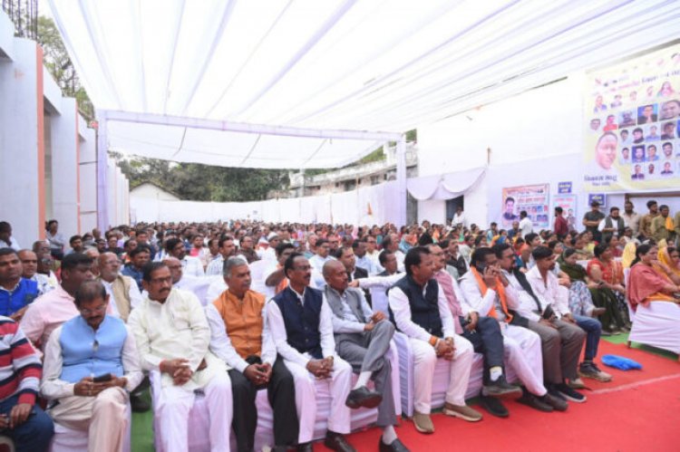 उप मुख्यमंत्री अरुण साव जिला एवं तहसील साहू संघ के शपथ ग्रहण समारोह में हुए शामिल