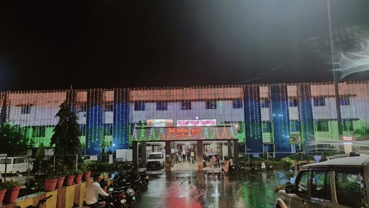 04 सामुदायिक स्वास्थ्य केन्द्र, 36 प्राथमिक स्वास्थ्य केन्द्र एवं 99 आयुष्मान आरोग्य मंदिर भी हुए सम्मानित