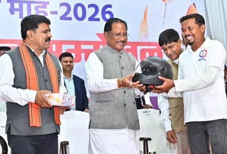 रोड सेफ्टी जागरूकता में पुलिस मितान निभाएंगे महत्वपूर्ण भूमिका : मुख्यमंत्री साय