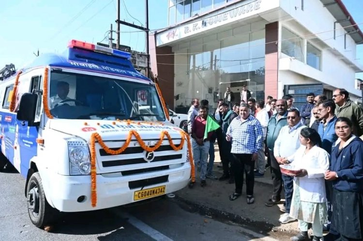 पर्यटन एवं संस्कृति मंत्री  राजेश अग्रवाल ने किया मोबाइल मेडिकल यूनिट का शुभारंभ: छत्तीसगढ़ सरकार की जनसेवा में नई पहल