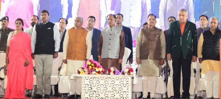 वन्देमातरम गीत आजादी का शस्त्र : मुख्यमंत्री  विष्णु देव साय