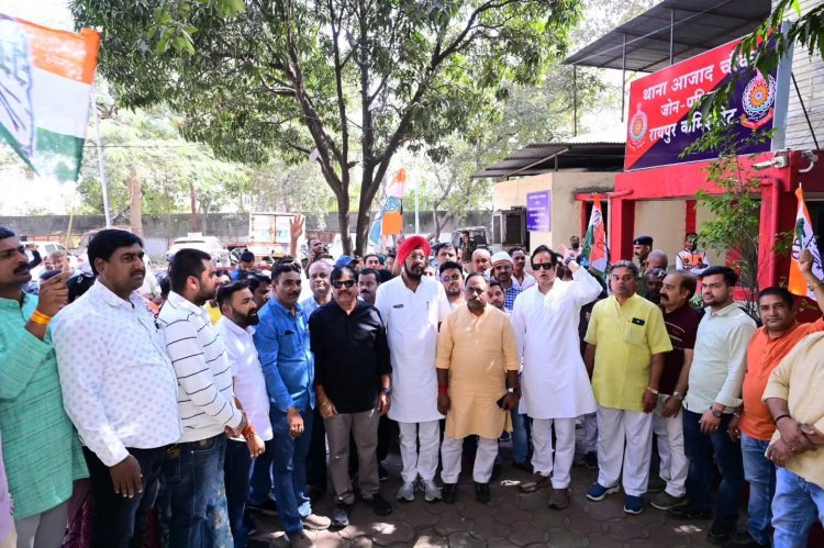 बढ़ते अपराध के खिलाफ कांग्रेस का विरोध प्रदर्शन