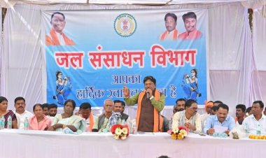 बस्तर के किसानों और ग्रामीणों को मिलेगी बाढ़ से मुक्ति: सांसद महेश कश्यप ने किया ₹298.02 लाख के तटरक्षण कार्य का भूमिपूजन