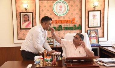 पर्यटन एवं संस्कृति मंत्री  राजेश अग्रवाल के निज सहायक  कौस्तुभ पांडेय को डॉ. सी.वी. रमन विश्वविद्यालय से पीएचडी की उपाधि