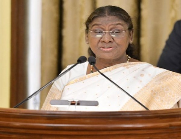 मणिपुर में लगभग एक वर्ष से लागू राष्ट्रपति शासन को तत्काल प्रभाव से हटा,बीजेपी सरकार संभालेगी कमान