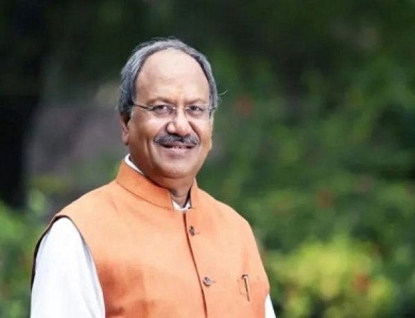 यह बजट वास्तव में अंतिम पंक्ति के व्यक्ति तक विकास पहुंचाने का संकल्प है - बृजमोहन अग्रवाल