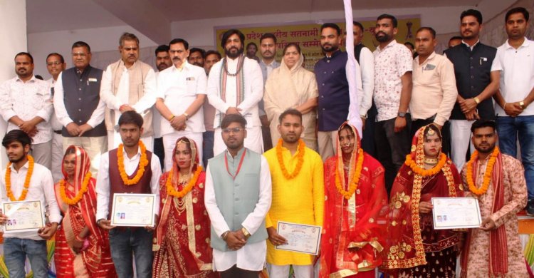 रायपुर : फिजूलखर्ची को छोड़कर बाबा गुरु घासीदास के बताये सादगी विवाह को गर्व के साथ अपनाने की जरूरत : केबिनेट मंत्री गुरु खुशवंत साहेब