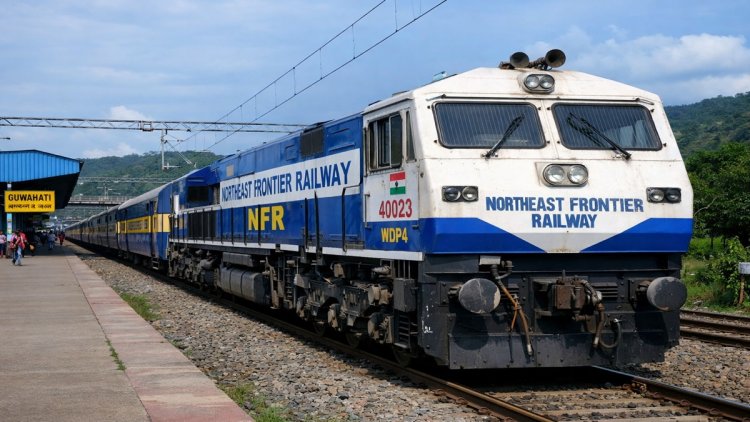 होली पर यात्रियों को बड़ी सौगात: पूर्वोत्तर सीमांत रेलवे चलाएगा चार जोड़ी विशेष ट्रेनें