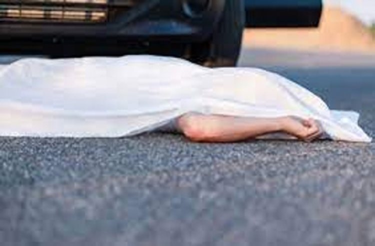 CG – तेज रफ्तार अज्ञात वाहन ने बाइक को मारी जोरदार टक्कर, हादसे में दो सगे भाइयों समेत तीन की मौके पर मौत..!