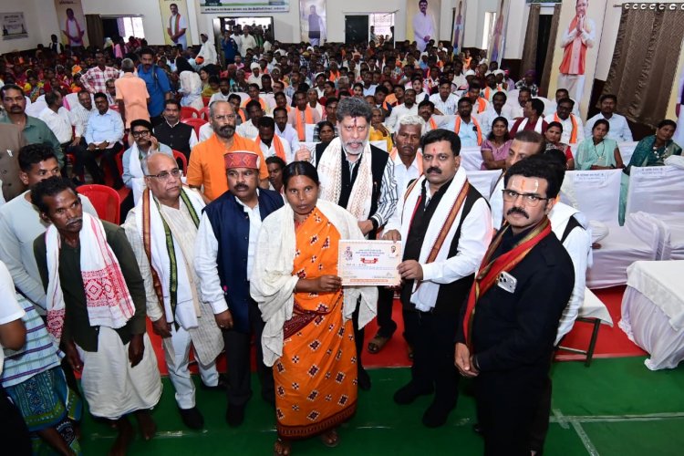 जगदलपुर के वृहद किसान सम्मेलन में उप मुख्यमंत्री  विजय शर्मा हुए शामिल