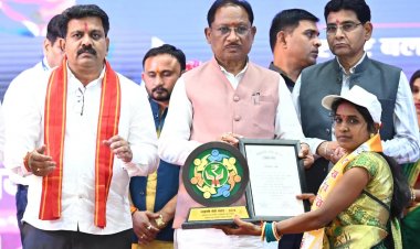 लखपति दीदी अभियान से छत्तीसगढ़ की महिलाएं लिख रही समृद्धि की नई कहानी - मुख्यमंत्री साय