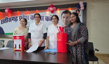 मोदी की अदूरदर्शिता के कारण देश परेशानी में