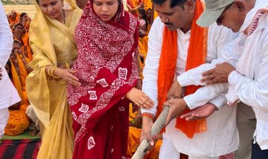 माँ कर्मा जयंती महोत्सव पर बिरेतरा में हुआ भव्य आयोजन, रंजना साहू के करकमलों से सम्पन्न हुआ कर्मा भवन का भूमिपूजन
