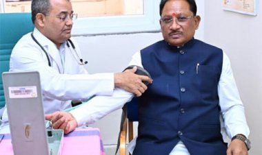 स्वास्थ्य के प्रति जागरूकता का संदेश : मुख्यमंत्री ने विस परिसर में तीन दिवसीय स्वास्थ्य शिविर का किया शुभारंभ