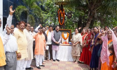 वीरांगना अवन्ति बाई लोधी को बलिदान दिवस पर महापौर मीनल चौबे ने दी आदरांजलि