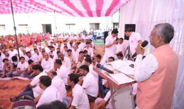 भगवान महावीर जन्मकल्याणक महोत्सव समिति द्वारा पहली बार आयोजित इस विशेष आयंबिल का सफल संचालन विमलनाथ जैन श्वेतांबर मंदिर ट्रस्ट, भैरव सोसायटी के सहयोग से किया गया।