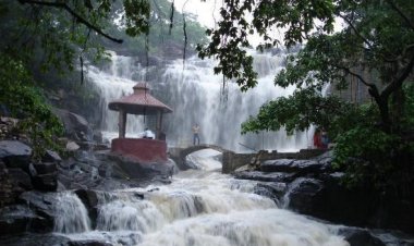 गरियाबंद: प्रकृति, आस्था और रोमांच का जीवंत अनुभव