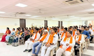 भारतीय जनता पार्टी तेलीबांधा मंडल में पंडित दीनदयाल उपाध्याय प्रशिक्षण महाअभियान 2026 का आयोजन, क्षेत्रीय संगठन महामंत्री से लेकर बूथ अध्यक्ष तक हुए शामिल ।