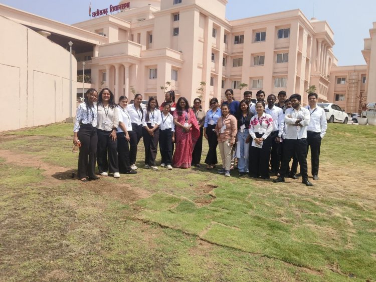 MATS स्कूल ऑफ मैनेजमेंट स्टडीज़ एंड रिसर्च द्वारा विद्यार्थियों का विधान सभा शैक्षणिक भ्रमण