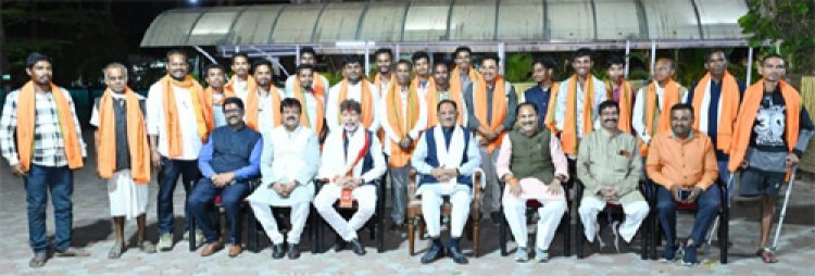 नियद नेल्लानार से प्रभावित होकर ग्रामीणों ने किया भाजपा प्रवेश