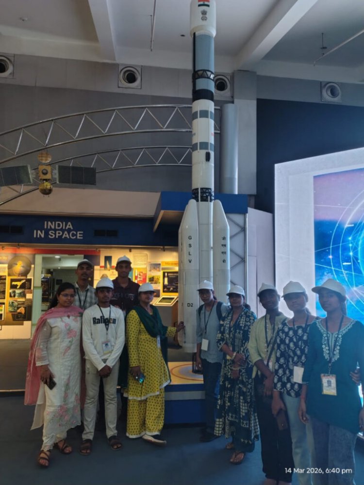 पीएम श्री योजना के तहत विद्यार्थियों ने कोलकाता में लिया ज्ञान-विज्ञान का अनुभव….