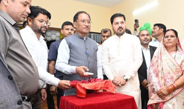 धरसींवा में आधुनिक तहसील कार्यालय का लोकार्पण: सुगम, पारदर्शी और नागरिक-केंद्रित प्रशासन की दिशा में बड़ा कदम – मुख्यमंत्री  विष्णु देव साय