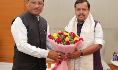 मुख्यमंत्री  विष्णुदेव साय ने भाजपा राष्ट्रीय अध्यक्ष  नितिन नवीन से की सौजन्य भेंट, स्थापना दिवस की दी शुभकामनाएं