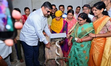 मंत्री गजेन्द्र यादव ने उचित मूल्य दुकान का किया औचक निरीक्षण