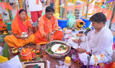 सांसद महेश कश्यप के पैतृक ग्राम कुम्हरावंड में श्री हनुमान प्राण प्रतिष्ठा समारोह के दूसरे दिन 'मूर्ति अधिवास' का अनुष्ठान श्रद्धापूर्वक संपन्न