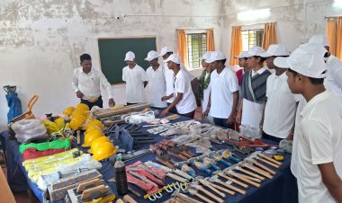 उत्तर बस्तर कांकेर : विशेष लेख : कभी बंदूक थामकर हिंसा करने वाले माओवादी अब सीख रहे हुनर