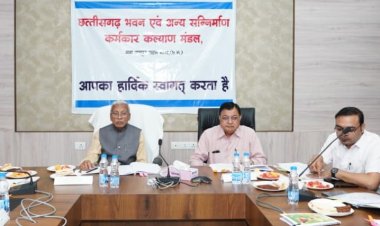 श्रमिकों के हितों की रक्षा एवं उनके समग्र विकास के लिए योजनाओं के क्रियान्वयन में पारदर्शिता एवं जवाबदेही सुनिश्चित हो: श्रम मंत्री  लखन लाल देवांगन