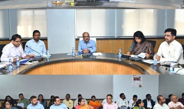 जनता से जुड़ी सभी सेवाएं को लोक सेवा गारंटी अधिनियम के दायरे में होना चाहिए – मुख्य सचिव विकासशील