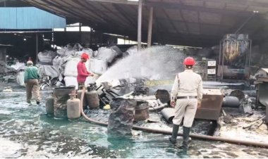 CG : कार्बन फैक्ट्री में केमिकल टैंक फटा, फैला गर्म लावा; बड़ा हादसा टला