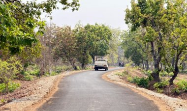 पोलमपल्ली से अरलमपल्ली सड़क बनने से खुश है ग्रामीण…नक्सल गढ़ में विकास की नई जीत