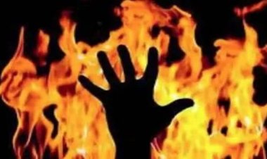 CG – दिल दहला देने वाली घटना : छोटे भाई ने मां के सामने बड़े भाई को जिंदा जलाया, फिर जो हुआ….