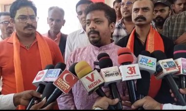 मातंगी धाम की  दिव्य शक्तियों का दावा करने वाले प्रेमा साईं अपनी जान की सुरक्षा मांगने पहुंचे थाने