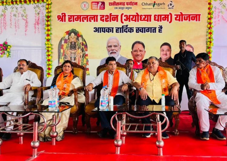 850 श्रद्धालुओं का दल रामलला एवं काशी विश्वनाथ के दर्शन हेतु अयोध्या एवं काशी रवाना