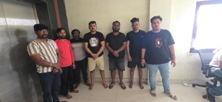 सोशल मीडिया इन्फ्लूऐंजर की आढ़ में कर रहा था सट्टा पैनल का संचालन। बाबू खेमानी ने फालोअर का  फायदा उठाकर हाई प्रोफाईल सट्टा खेलने वालों लोगों से संपर्क किया