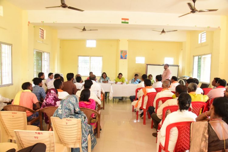 विधायक सुश्री लता उसेण्डी की अध्यक्षता में जीवन दीप समिति की बैठक संपन्न