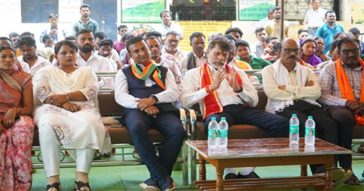 मन की बात हम सभी के लिए प्रेरणादायक : देव