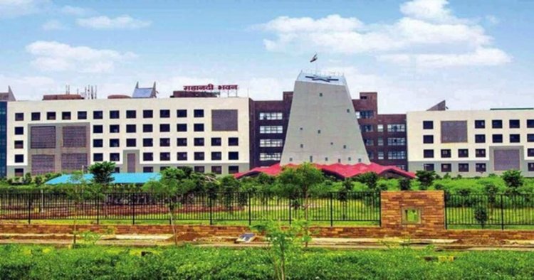 CG BIG : छत्तीसगढ़ में इन अधिकारियों और कर्मचारियों के ट्रांसफर पर रोक, आदेश जारी